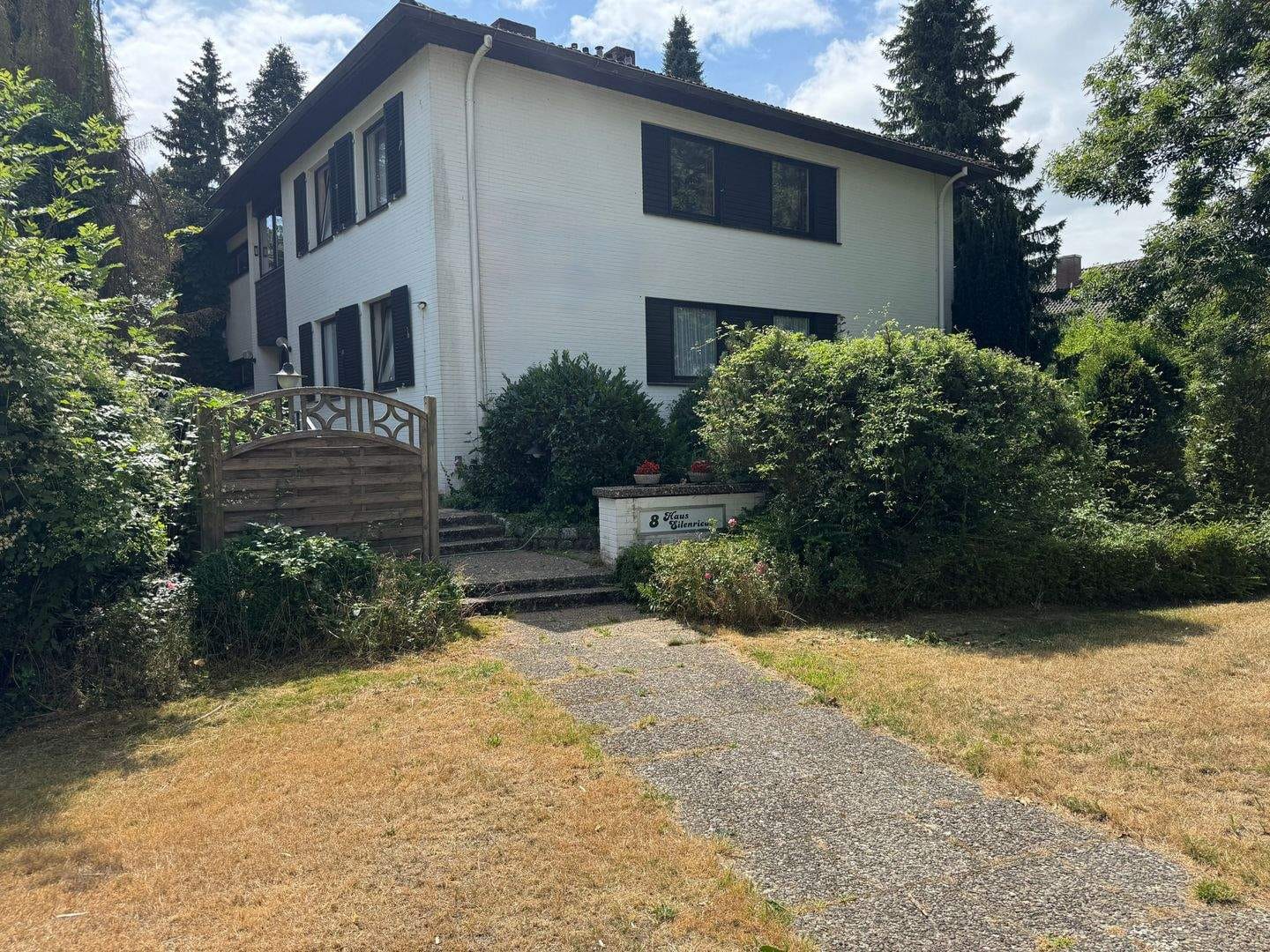 Immobilie in Bad Bevensen - Neuer Preis! Apartmenthaus mit 8 Wohneinheiten, inkl. zusätzlichem Baugrundstück in bester Lage von Bad Bevensen - Bild 1