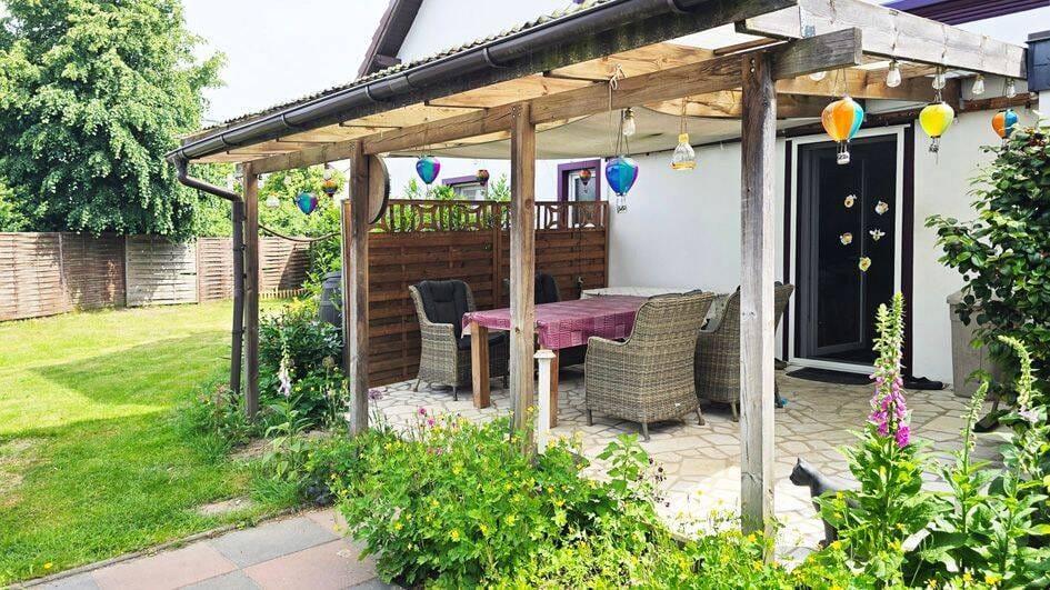 Immobilie in Barsbüttel - Einfamilienhaus mit Einliegerwohnung oder 2-Generationenhaus - Bild 2