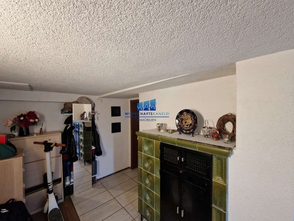 Immobilie in Bondorf - Zentralgelegenes Einfamilienhaus mit Einliegerwohnung - Bild 3