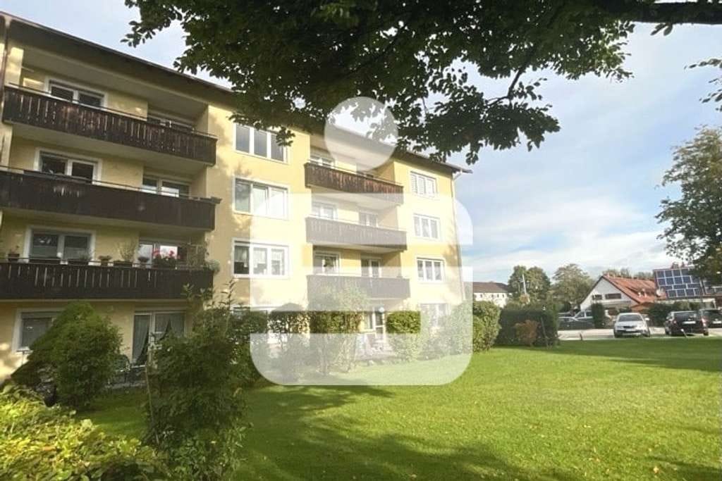 Immobilie in Sonthofen - Wohnen am "Tannachwäldle" - 4,5-Zimmerwohnung (2.OG) - mit Balkon und 2 TG-Stellplätzen - Bild 0