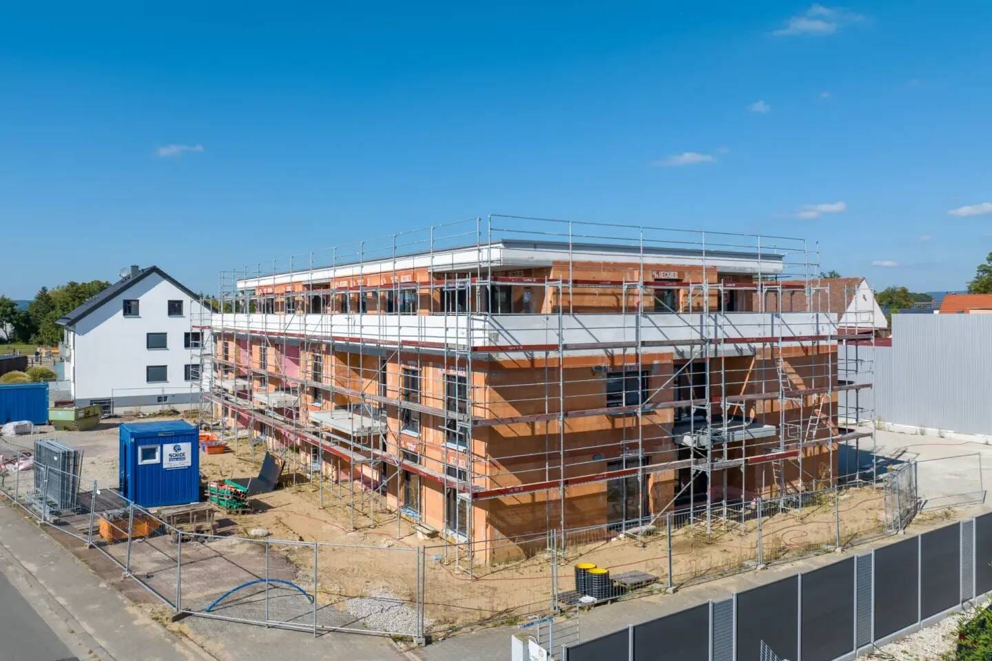 Immobilie in Poxdorf - Neubau 2-Zimmerwohnung mit Gartenanteil und Süd/West Terrasse - Bild 4