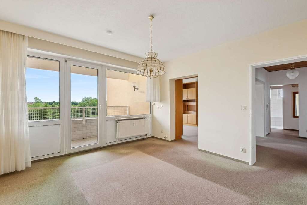 Immobilie in Ilvesheim - Sehr gepflegte 4 Zimmer Wohnung in Ilvesheim mit beeindruckender Aussicht - Bild 1