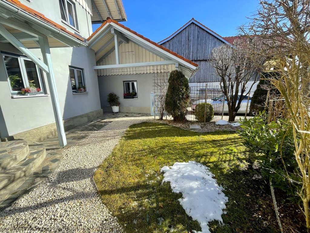 Immobilie in Aitrang - Ruhiges Wohnen mit Weitblick – großzügiges Haus mit Garten, Balkonen & Terrassen - Bild 0