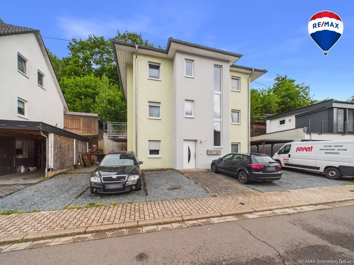 Immobilie in Losheim am See - Stilvolle Erdgeschosswohnung mit gemütlicher Terrasse - Bild 0