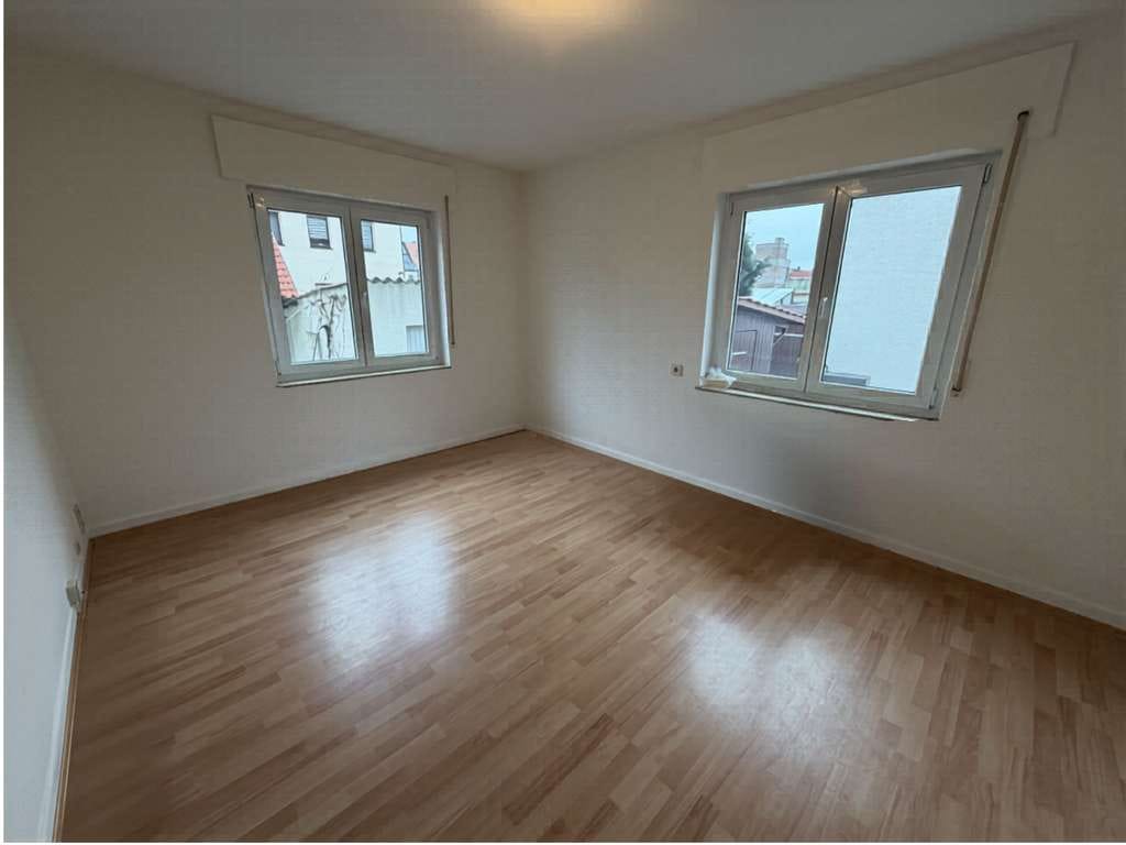 Immobilie in Trossingen - Gepflegtes 2-Familienhaus in ruhiger, attraktiver Wohnlage - Bild 2
