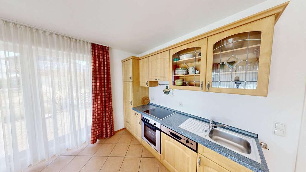 Immobilie in Seeon-Seebruck - Sonnige Maisonette-Gartenwohnung im Herzen von Seebruck – nur 200 m zum Chiemsee - Bild 3