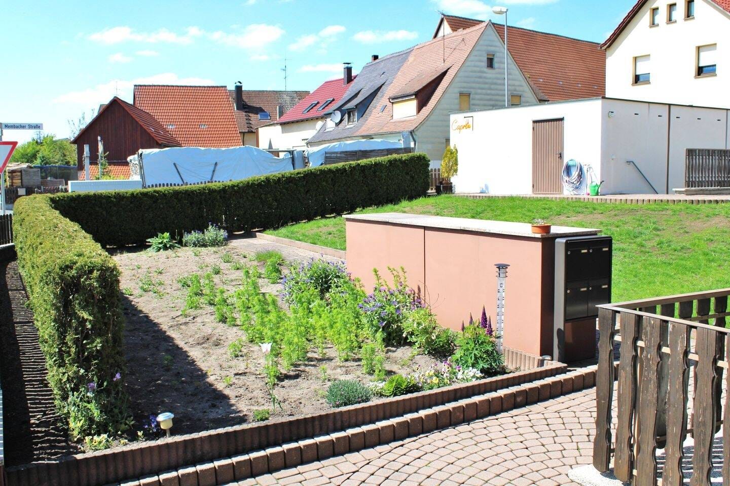 Immobilie in Heßdorf - 4,5-Zimmer-Eigentumswohnung in Form eines Sandsteinhauses in Heßdorf - Bild 2