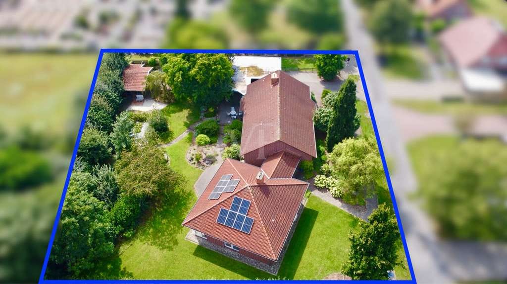 Immobilie in Handrup - Bungalow-Ensemble für Mehrgenerationenwohnen mit Wellnessbereich, PV-Anlage und tollem Grundstück - Bild 0