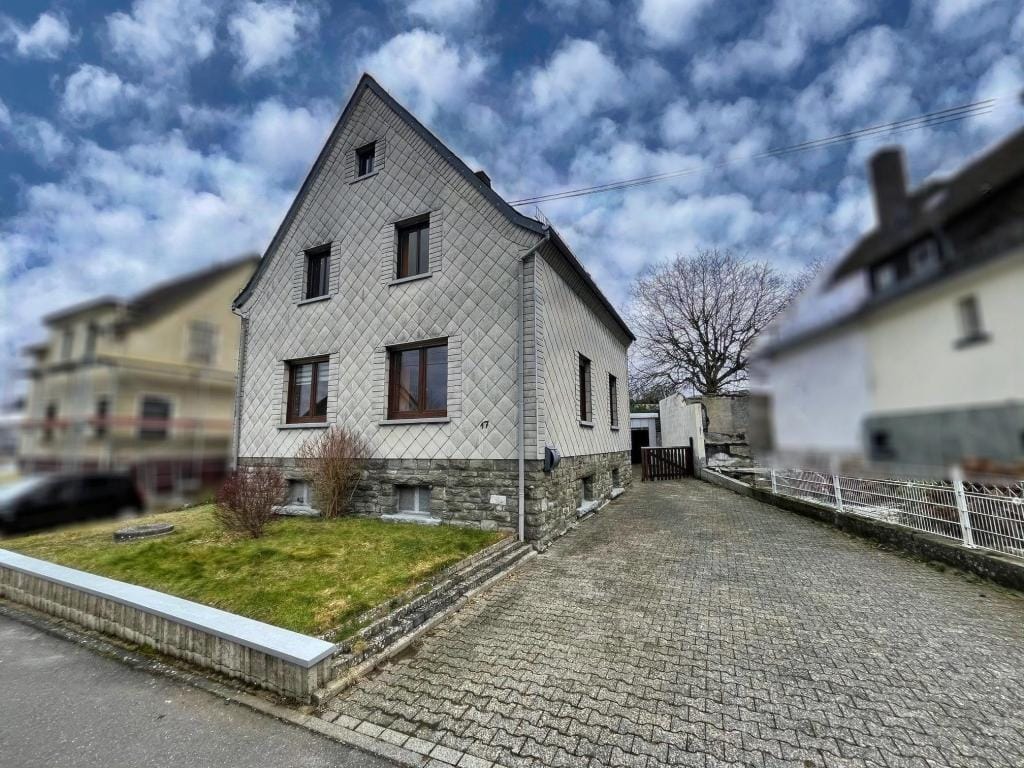 Immobilie in Ransbach-Baumbach - Einfamilienhaus freistehend in Ransbach-Baumbach - Bild 1