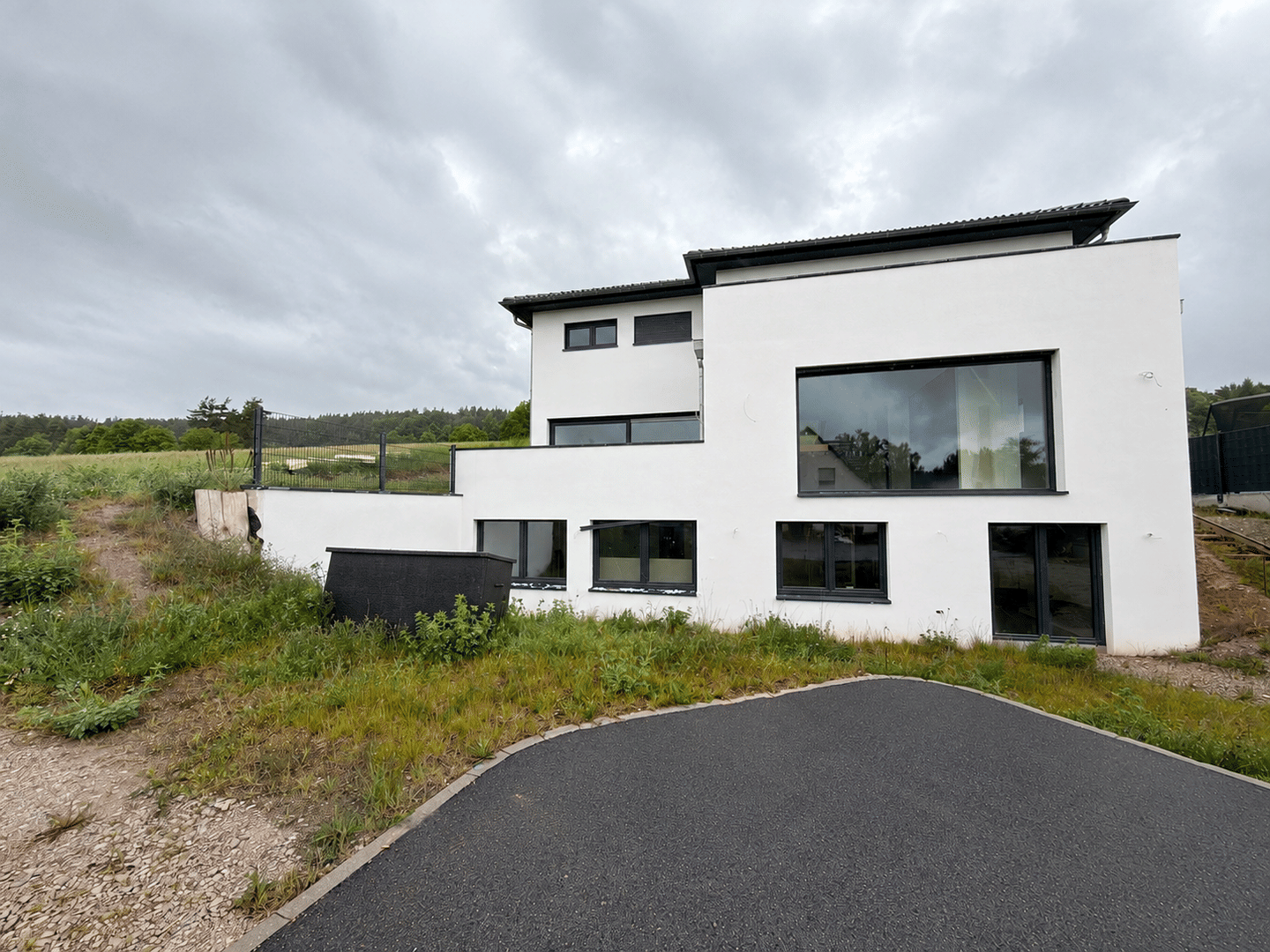Immobilie in Vestenbergsgreuth - Architektur trifft Weitblick – exklusives Wohnen in Vestenbergsgreuth - Bild 0
