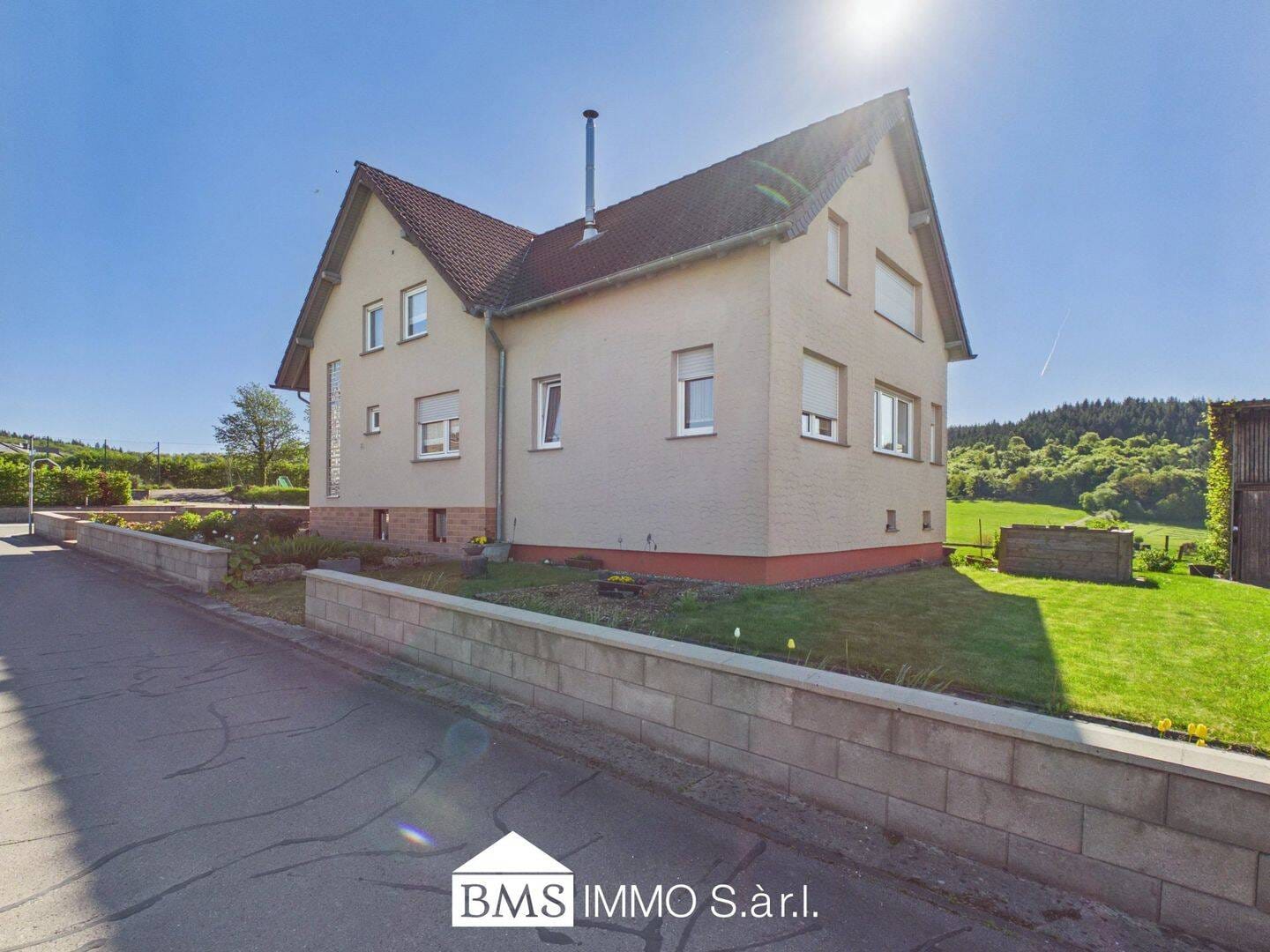 Immobilie in Biesdorf - Besonderes Wohnhaus mit tollem Ausblick in ländlicher Idylle! - Bild 0