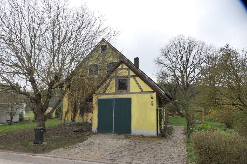 Immobilie in Herrieden - Großzügiges Haus mit ca. 254 m² Wohnfläche in Herrieden - Bild 3