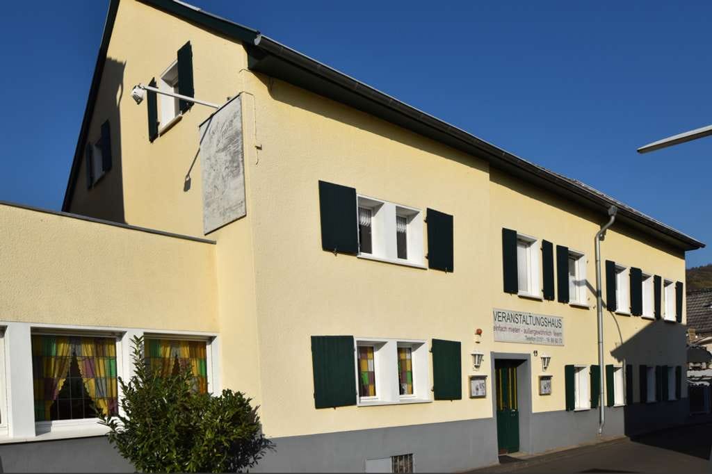 Immobilie in Königswinter - Gemütlicher Altbau in KW-Römlinghoven! 2 Bäder, Innenhof, Gewölbekeller, Garten, 2 Parkplätze! - Bild 0