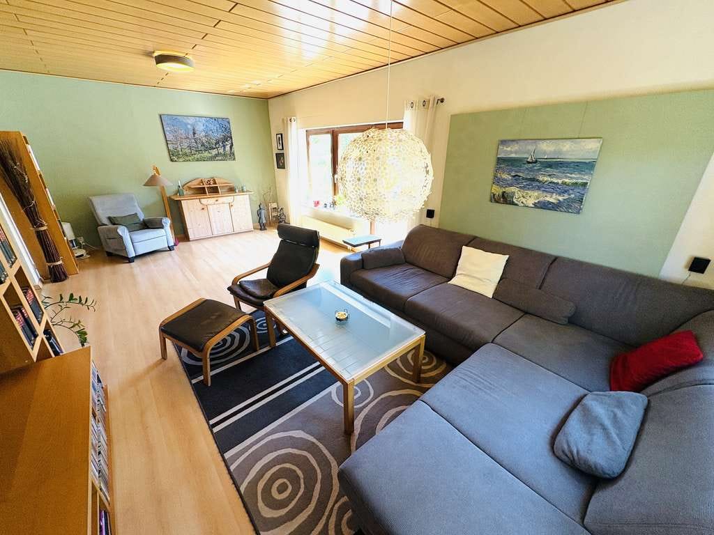 Immobilie in Neckarbischofsheim - Zwei Häuser zum Preis von Einem in ruhiger Feldrandlage von Neckarbischofsheim - Bild 3