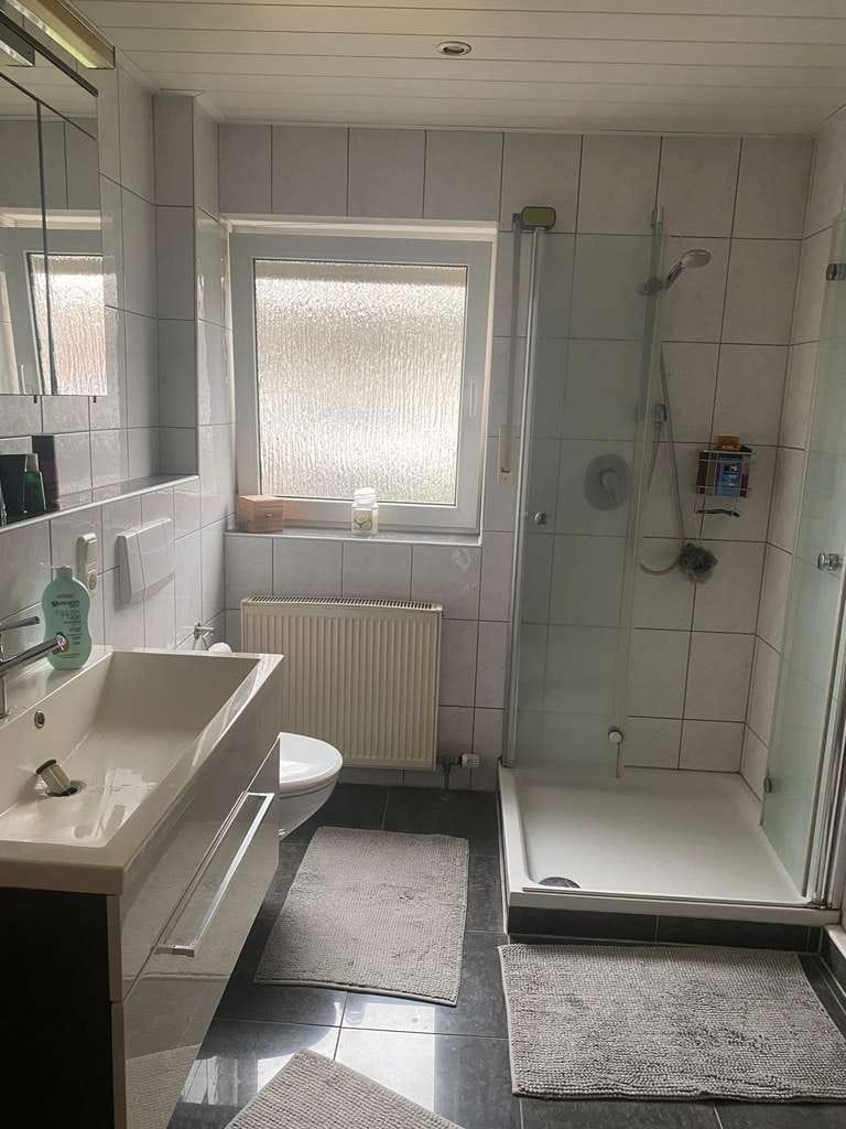 Immobilie in Braunweiler - ** GEPFLEGTE 3 ZIMMER WOHNUNG MIT HERRLICHEM BALKON & GARAGENSTELLPLATZ IN ROXHEIM ** - Bild 3