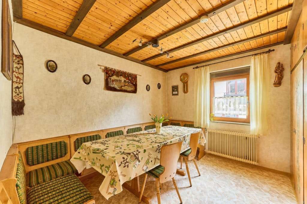 Immobilie in Bobenheim am Berg - Großzügiges Einfamilienhaus mit Wintergarten in naturnaher Lage - Bild 4
