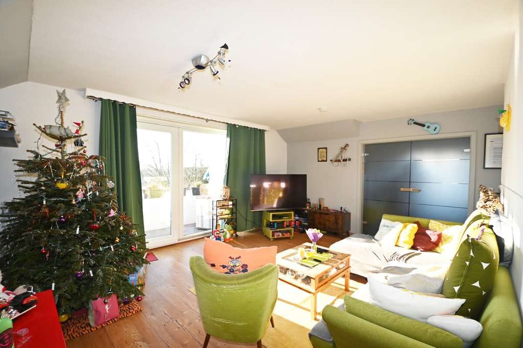 Immobilie in Niebüll - Zentral & charmant: 3-Zimmer-Wohnung mit Südbalkon in Niebüll - Bild 2