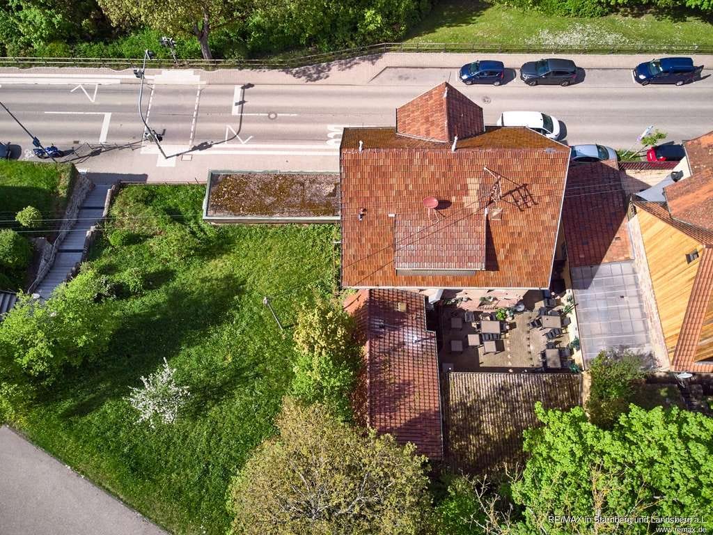 Immobilie in Maulbronn - Gute Rendite! - MFH gegenüber Kloster Maulbronn - Bild 1