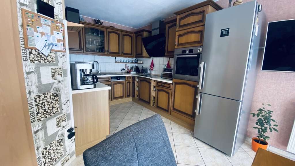 Immobilie in Hoyerswerda - Wojerecy - Gepflegtes Reihenendhaus mit Terrasse, Garage & Sauna - Bild 4