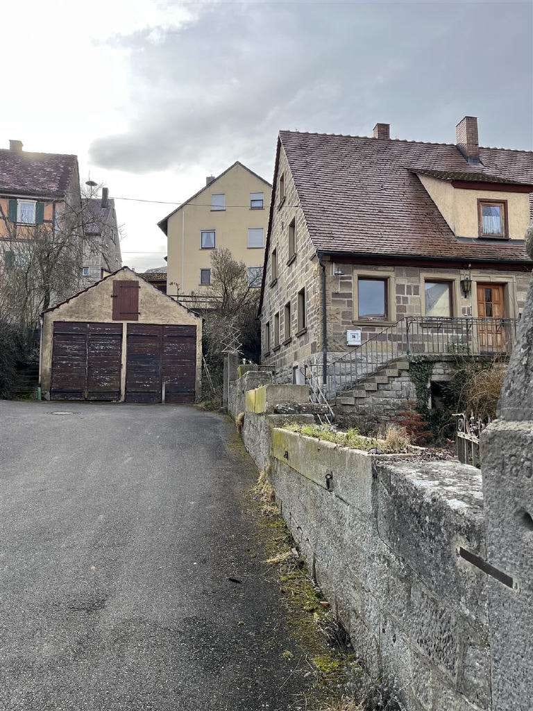 Immobilie in Creglingen - Großzügiges Anwesen in Creglingen - Reinsbronn - Bild 1