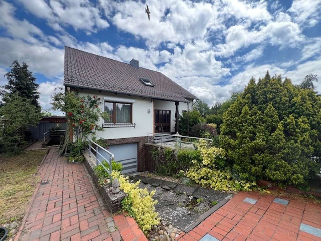 Immobilie in Sassenburg - Wo Felder den Ausblick prägen & neue Wohnideen ein Zuhause finden - Bild 0