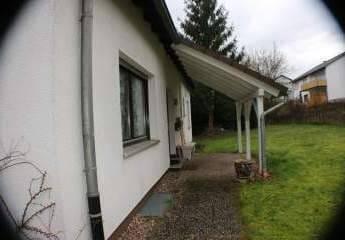 Immobilie in Ahnatal - Selbstnutz und Rendite 2 Fam.- Haus + App. in  ruhiger Lage in Ahnatal  KEINE KÄUFERPROVISION - Bild 1