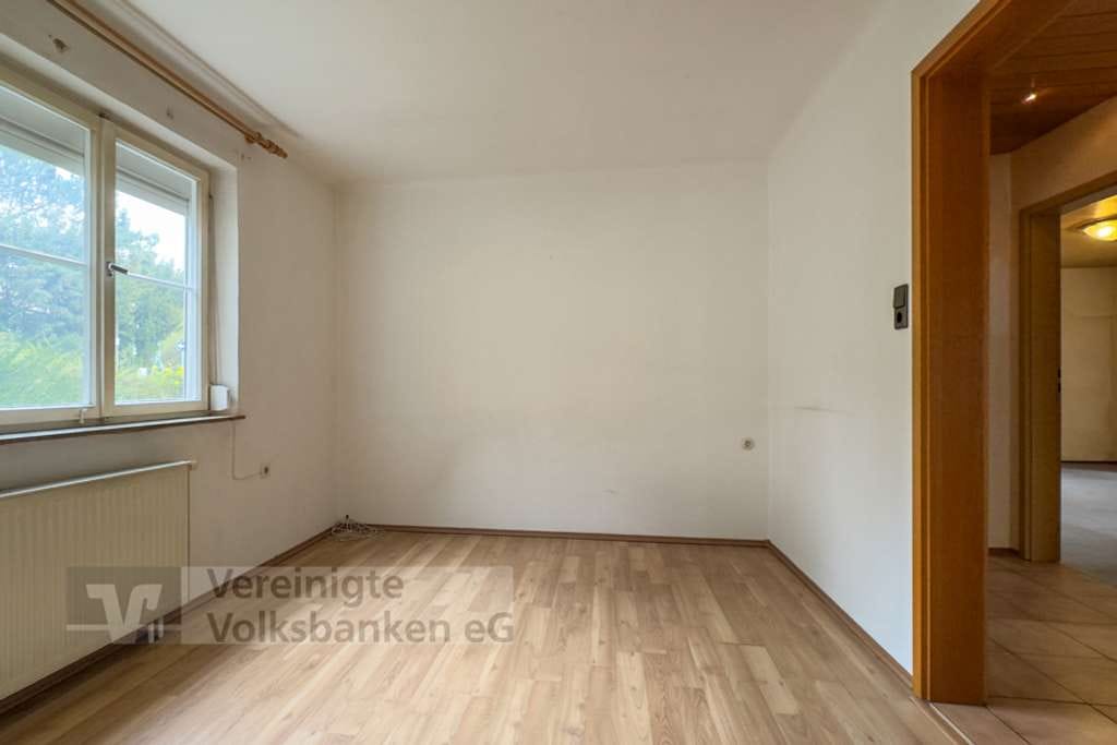 Immobilie in Böblingen - Zweifamilienhaus auf Erbbaugrundstück mit großem Garten in Bestlage von Böblingen - Waldburg - Bild 3