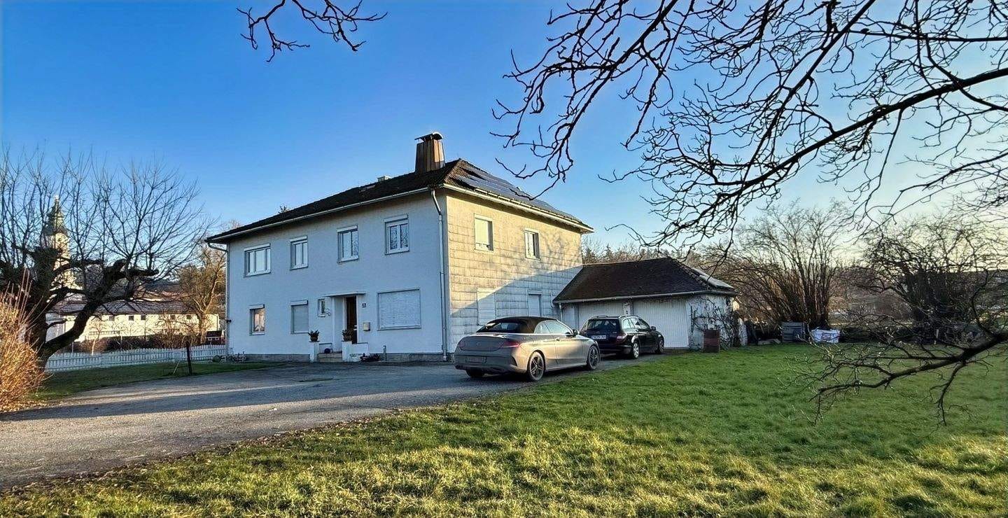 Immobilie in Aldersbach - Ehemalige Arztvilla mit PV-Anlage und großem Grundstück in zentraler Lage von Aldersbach - Bild 3
