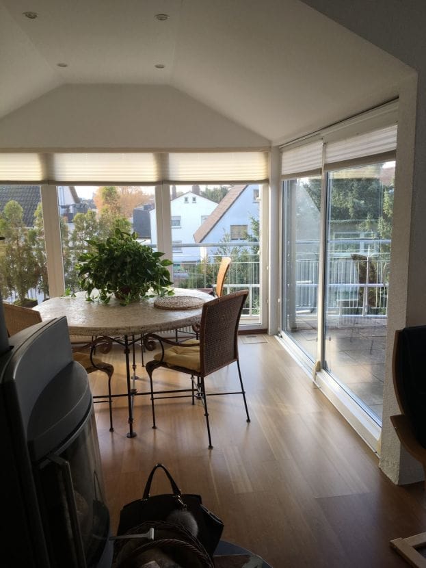 Immobilie in Steinbach - freie 2-Zimmer Wohnung mit Dachterrasse, Keller und Garage - Bild 0