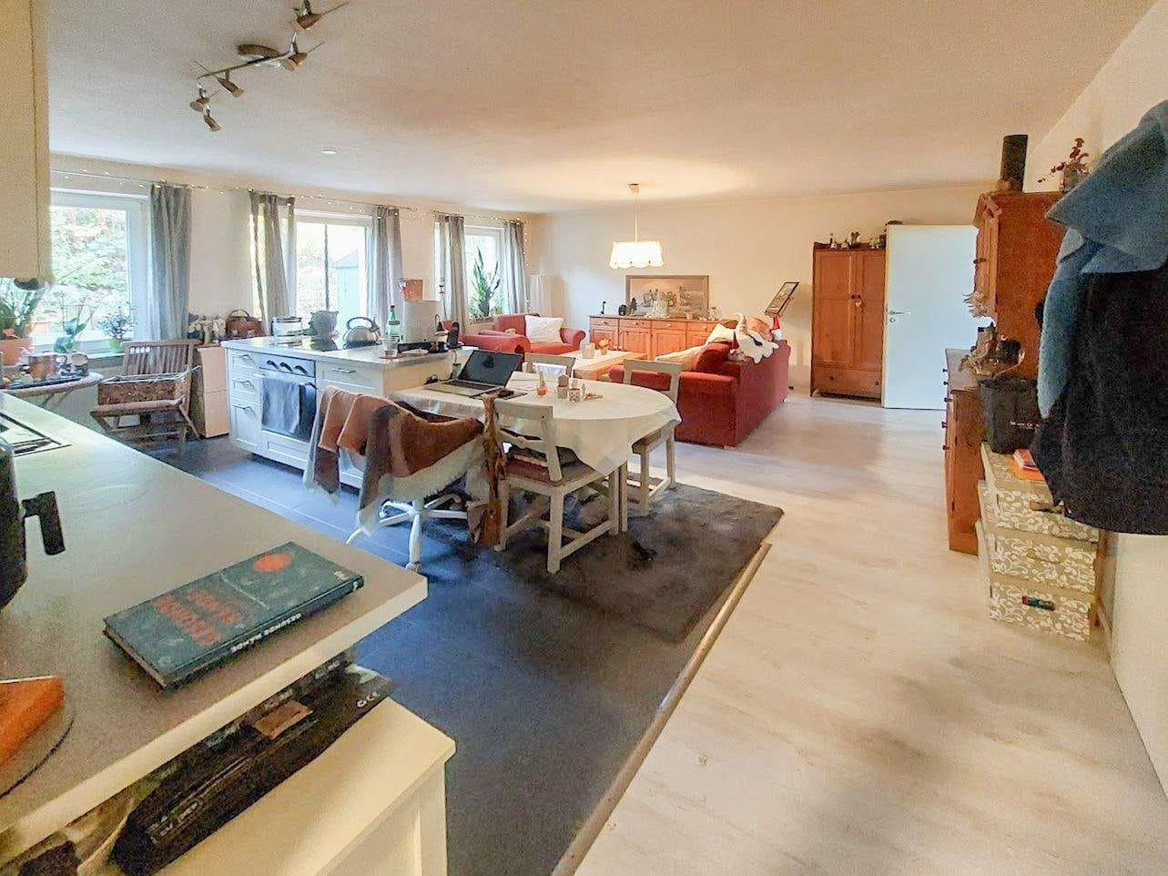 Immobilie in Taucha - Historisches ehemaliges Gemeindehaus mit zwei Wohnungen und Werkstatt in Ostseenähe! - Bild 3