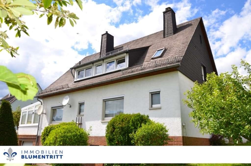 Immobilie in Herborn - Schöne Aussichten - neues Zuhause mit viel Raum für Familienzeit - Bild 0
