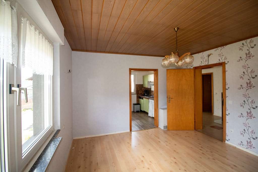 Immobilie in Weibern - Naturnahes Wohnen - Bungalow mit viel Raum und Ausbaupotenzial in Weibern/Wabern! - Bild 4