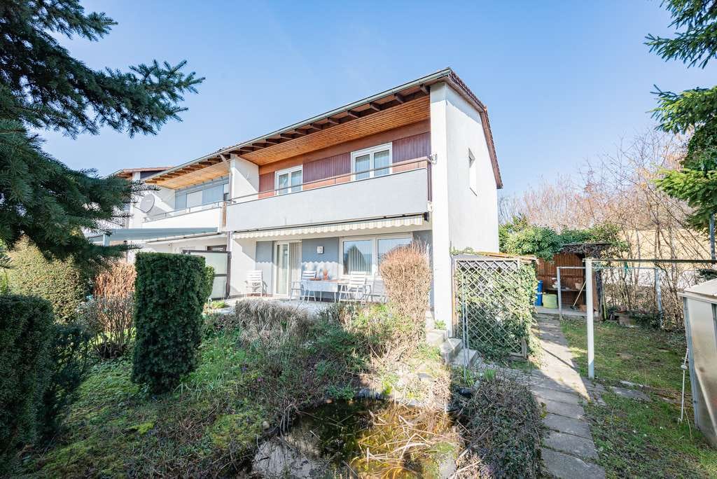 Immobilie in Leingarten - Familienfreundliches Reiheneckhaus mit Potenzial und großem Garten - Bild 0