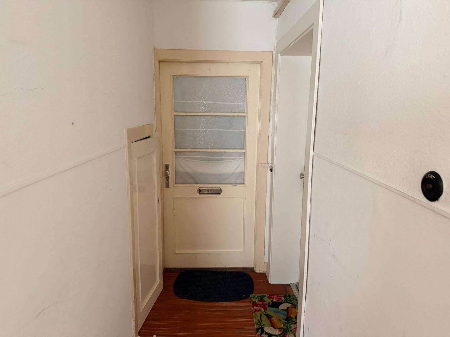 Immobilie in Neumünster - Wohn- und Geschäftshaus mit 5 Garagen in Neumünster-Gartenstadt - Bild 3