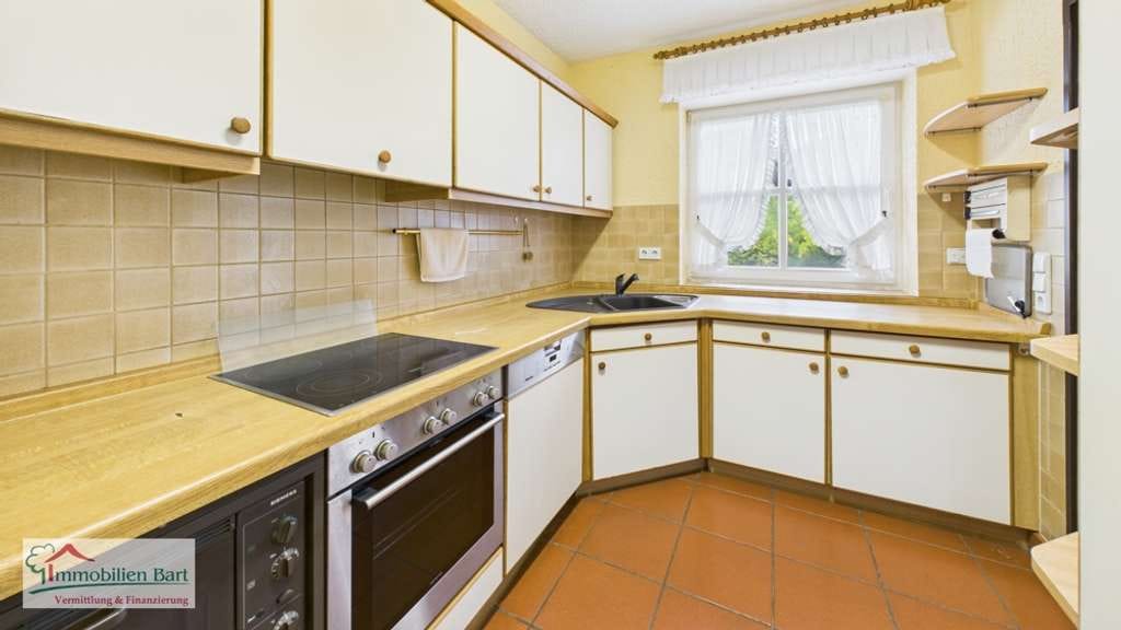 Immobilie in Losheim am See - GEMEINDE LOSHEIM: GROßZÜGIGES GENERATIONSHAUS IN TOP LAGE - Bild 2