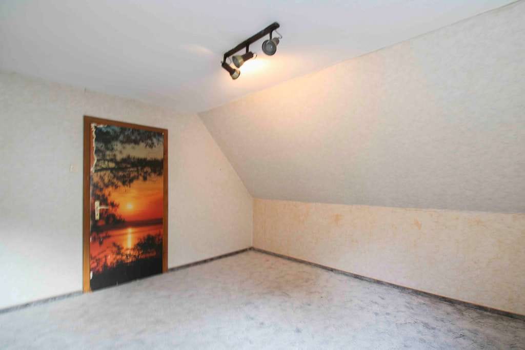 Immobilie in Dillenburg - Eigenheim inkl. Schuppen mit Garten in Sackgassenlage - Bild 4