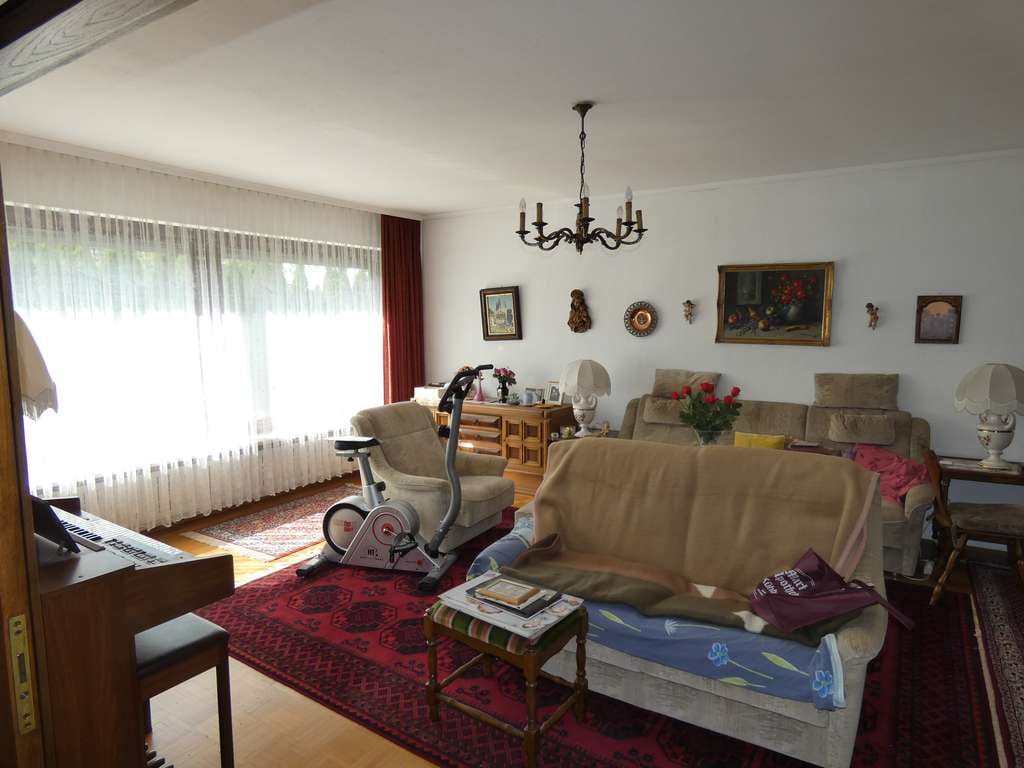 Immobilie in Kühbach - Ganz viel Platz - solides 2-3 Familienhaus in Kühbach zuverkaufen - Bild 3