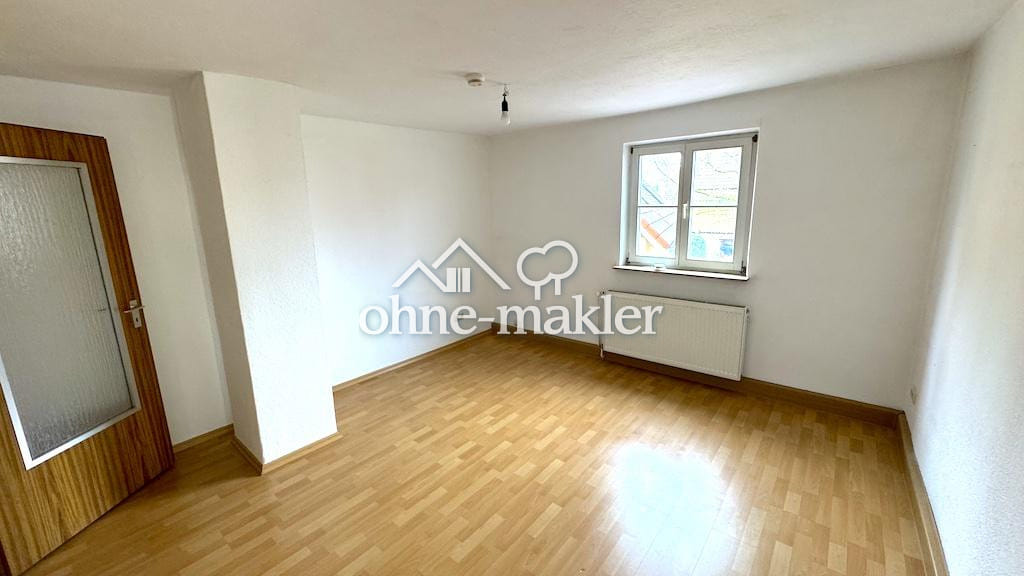 Immobilie in Lauf an der Pegnitz - Fachwerk trifft Sandstein: Ein Haus mit Charakter und großzügigem Raumangebot - Bild 2