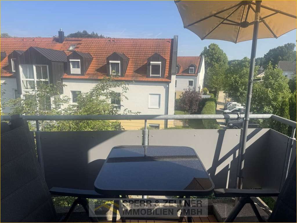 Immobilie in Isen - Isen - 3-Zi.-DG-Whg. gut vermietet in ruhiger Siedlungslage - Top Gelegenheit für Kapitalanleger! - Bild 0