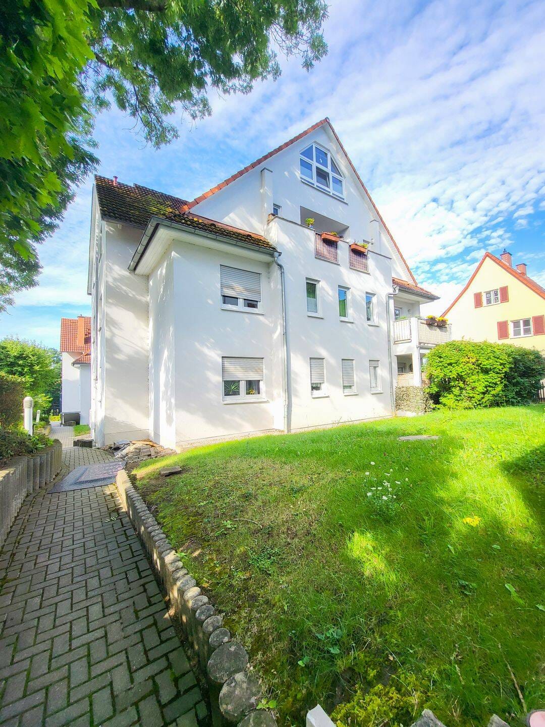 Immobilie in Weimar - Wohnen auf zwei Ebenen – Attraktive Maisonettewohnung mit Tiefgaragenstellplatz in Weimar - Bild 1