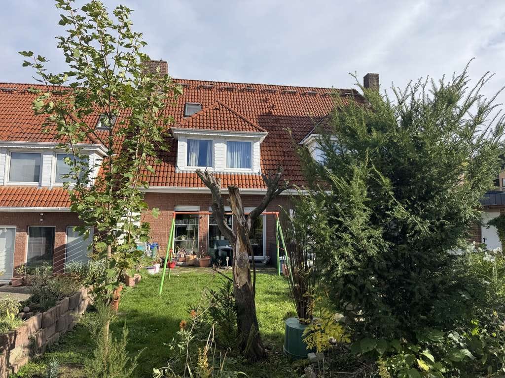 Immobilie in Bad Nenndorf - Ihr neues IMMOBILIEN QUARTIER: Solides Reihenhaus in beliebter & zentraler Wohngegend von Nenndorf - Bild 0