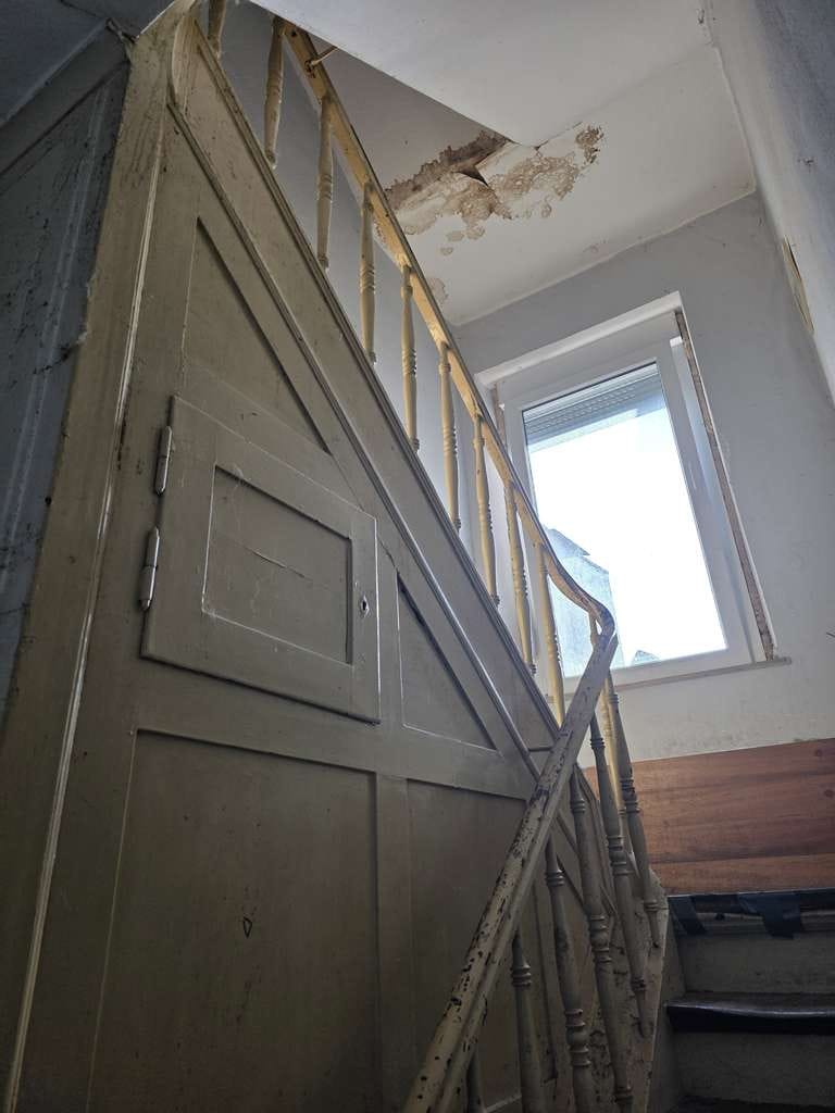 Immobilie in Mönchengladbach - Sanierungsbedürftiges Mehrfamilienhaus mit großem Entwicklungspotenzial. Ein ideales Investment! - Bild 2