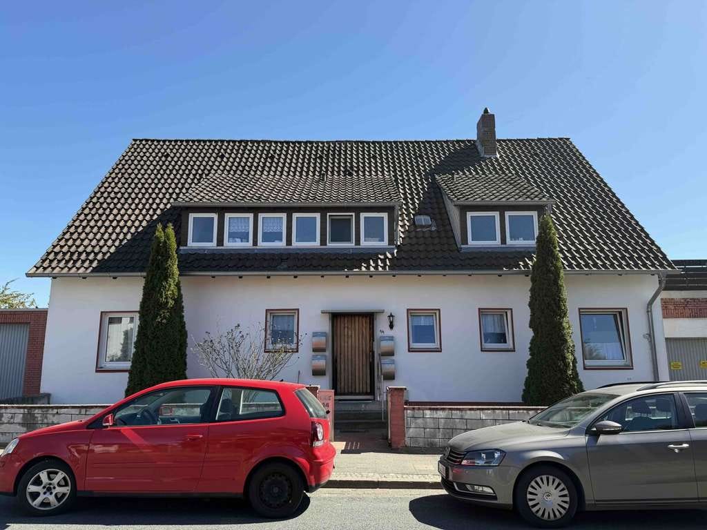 Immobilie in Sarstedt - Exklusiv bei KARSTEN IMMOBILIEN: Mehrfamilienhaus in attraktiver Lage von Sarstedt - Bild 2