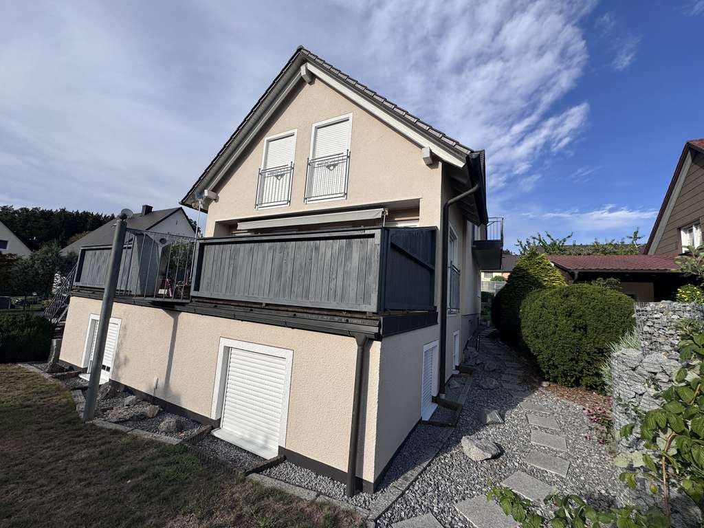 Immobilie in Mauern - Wohnen mit Charakter: Großzügiges Mehrfamilienhaus in Mauern - Bild 2