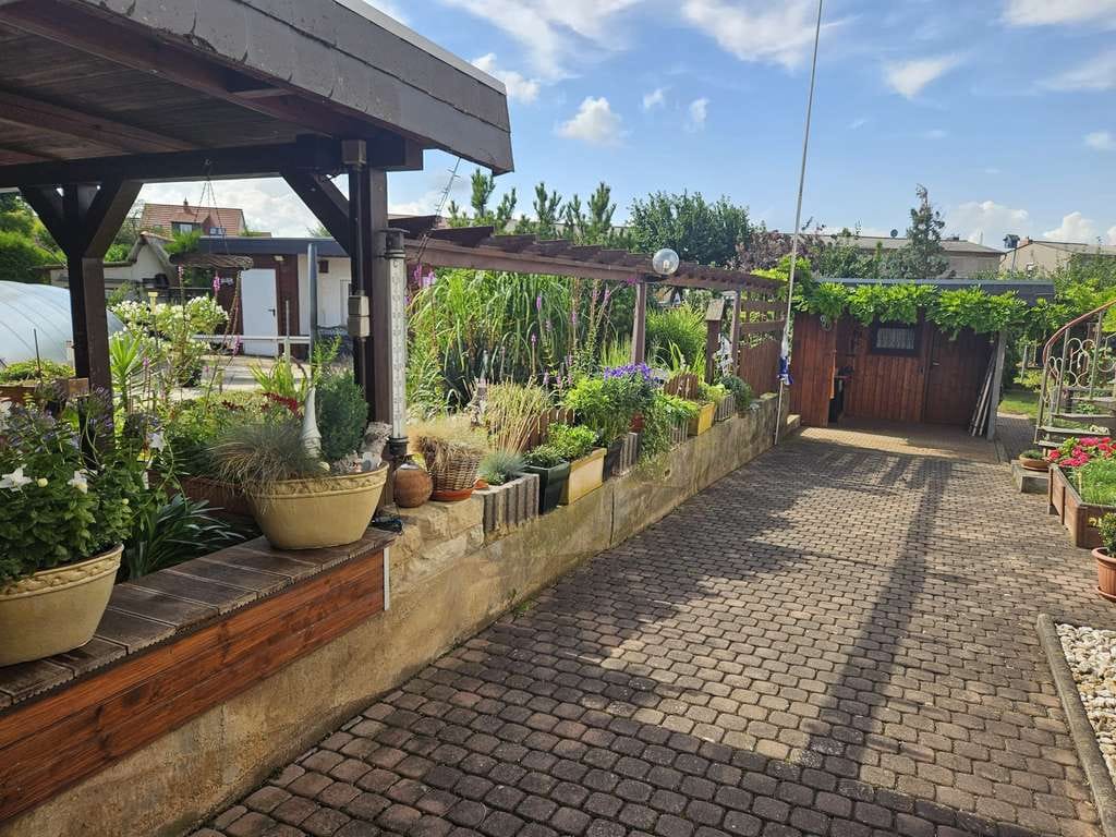 Immobilie in Allstedt - Doppelhaushälfte mit großen Garten und Pool - Bild 1