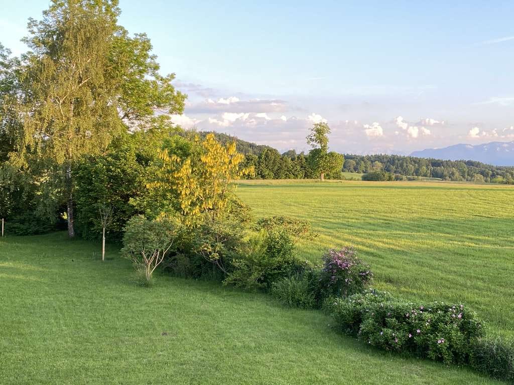 Immobilie in Dietramszell - Panorama Bergblick:  freistehendes Einfamilienhaus mit schönem Garten  - Bild 3