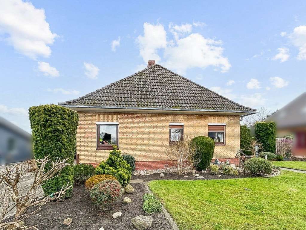 Immobilie in Münsterdorf - Lebensraum für Groß und Klein – Charmantes Einfamilienhaus in Münsterdorf - Bild 2