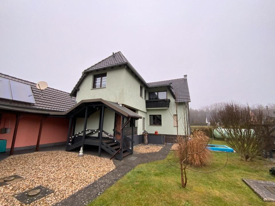 Immobilie in Felixsee - LIEBEVOLL GESTALTETES FAMILIENDOMIZIL - Bild 0