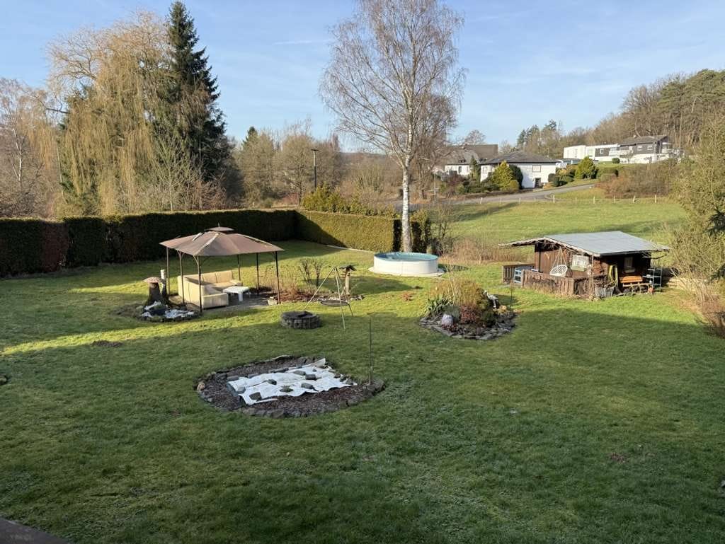 Immobilie in Ratzert - Großzügiges Einfamilienhaus mit Doppelgarage und Garten in Woldert! - Bild 3