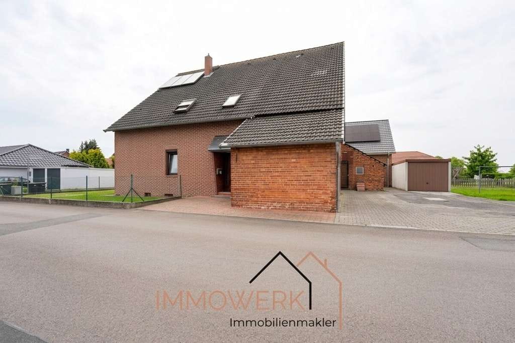 Immobilie in Suthfeld - Mehrgenerationenhaus mit großem Grundstück, Garage und viel Ausbaupotenzial in Suthfeld - Bild 3